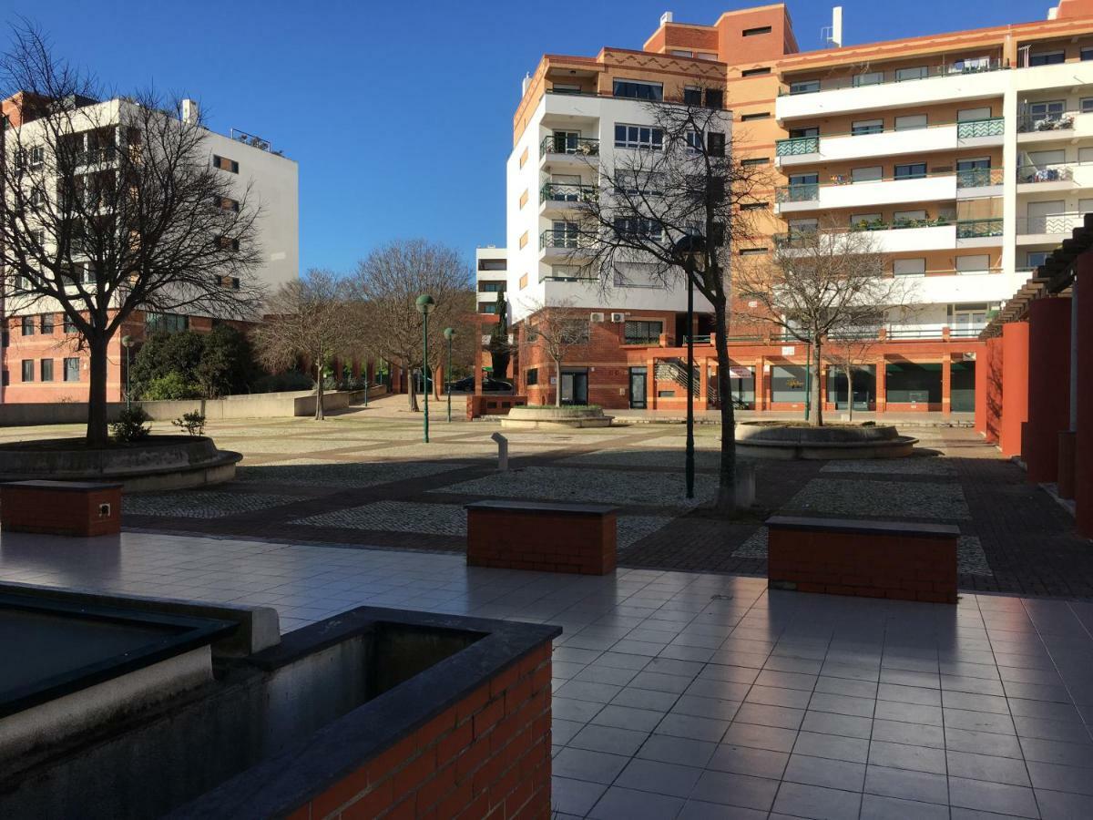 Apartamento Novo Muito Confortavel Com Vista Rio Alges Exterior photo